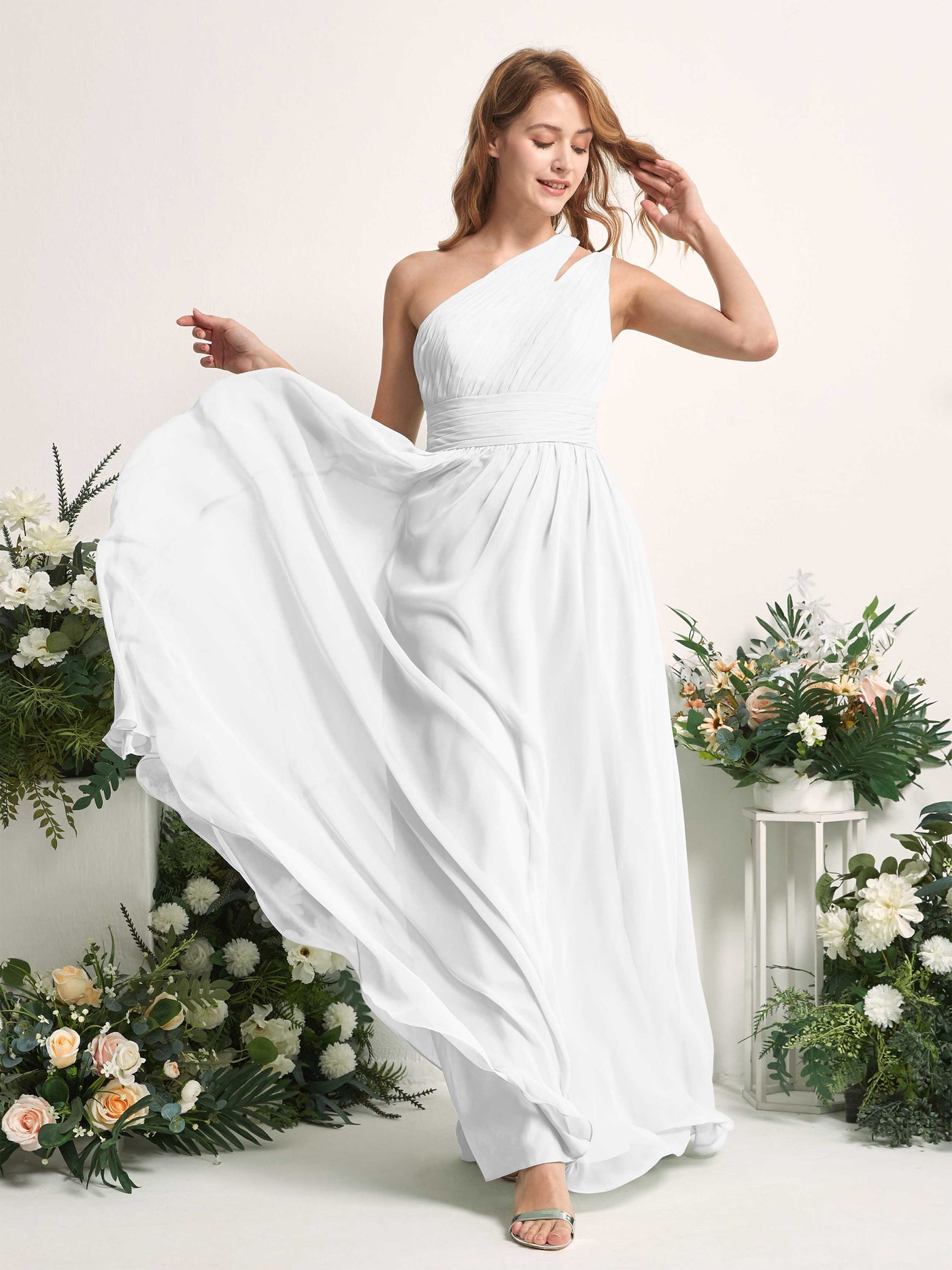 Carlyna Vestido Línea A Hasta el suelo Un Hombre Gasa Dama de honor Blanco #color_blanco