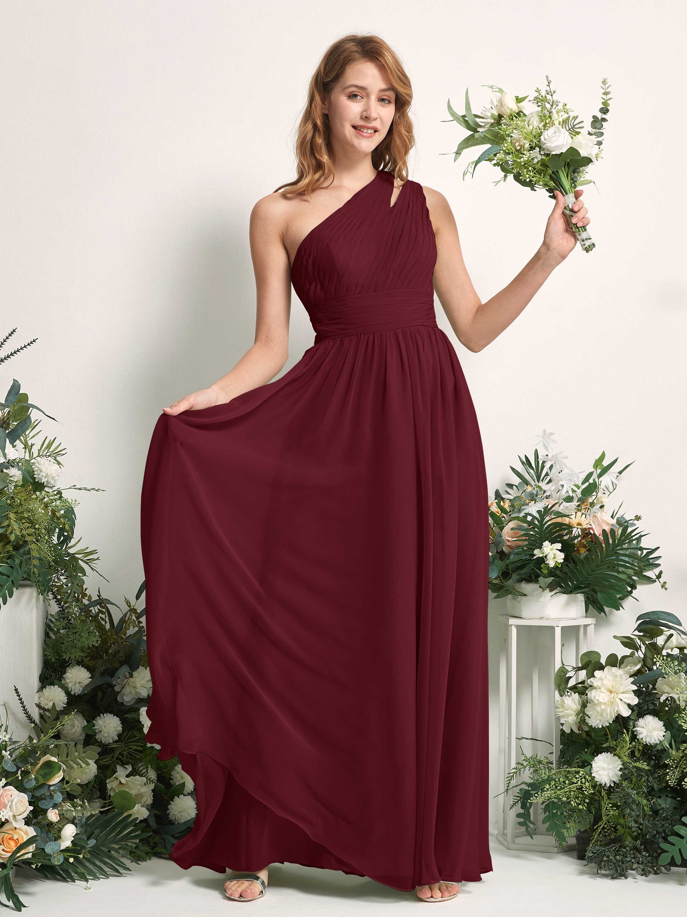 Carlyna Vestido Línea A Hasta el suelo Un Hombre Gasa Dama de honor Borgoña #color_borgo-a