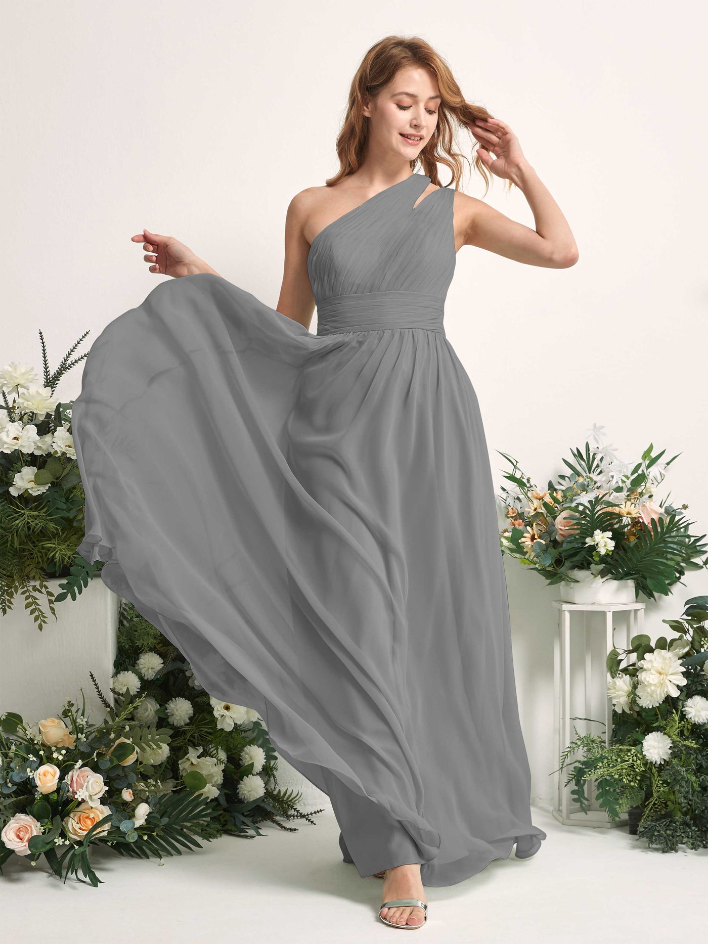 Carlyna Vestido Línea A Hasta el suelo Un Hombre Gasa Dama de honor Gris Acero #color_gris-acero