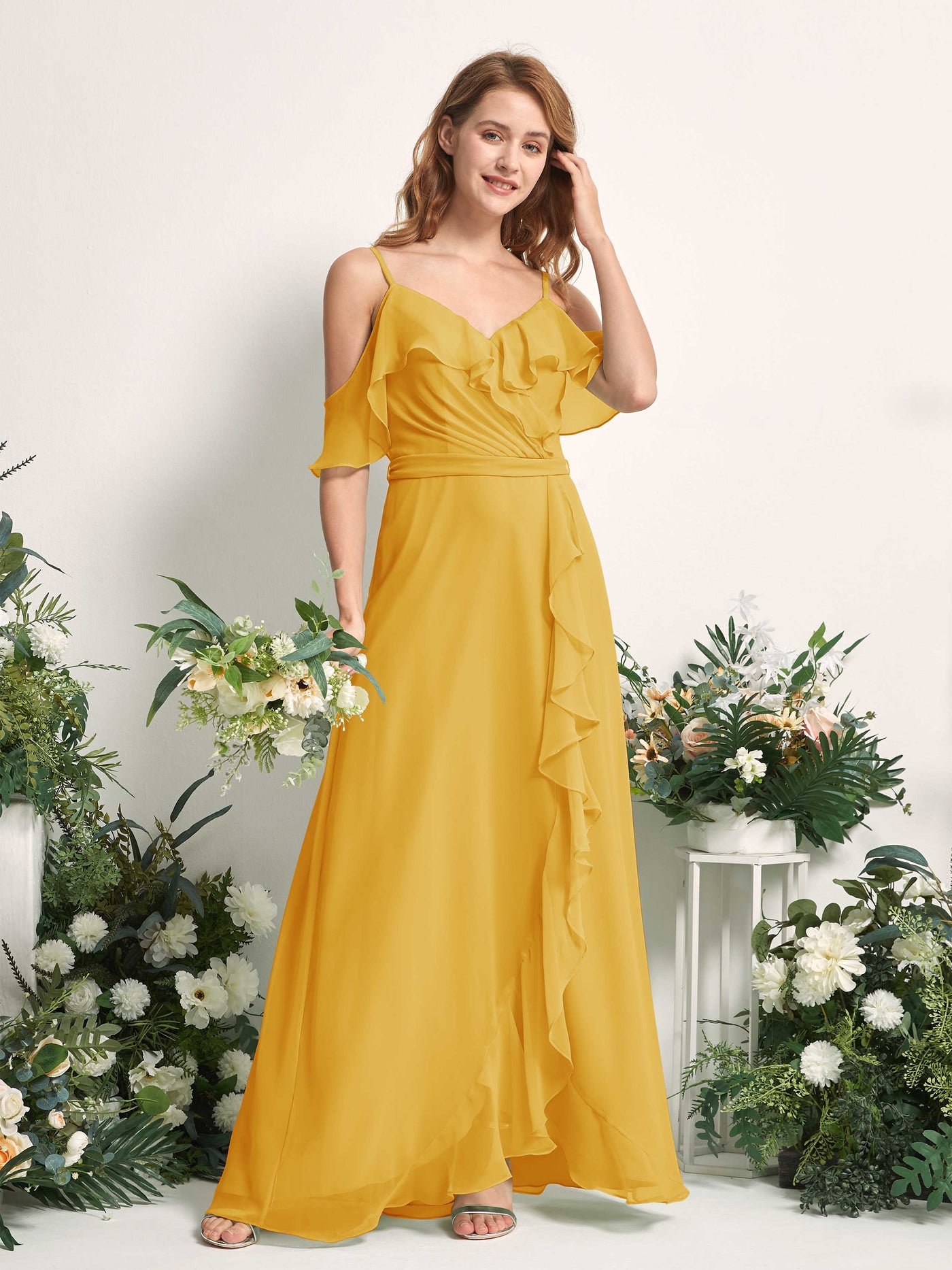 Carlyna Vestido Línea A Hombros Caídos Hasta el suelo Gasa Dama de honor Amarillo Mostaza #color_amarillo-mostaza