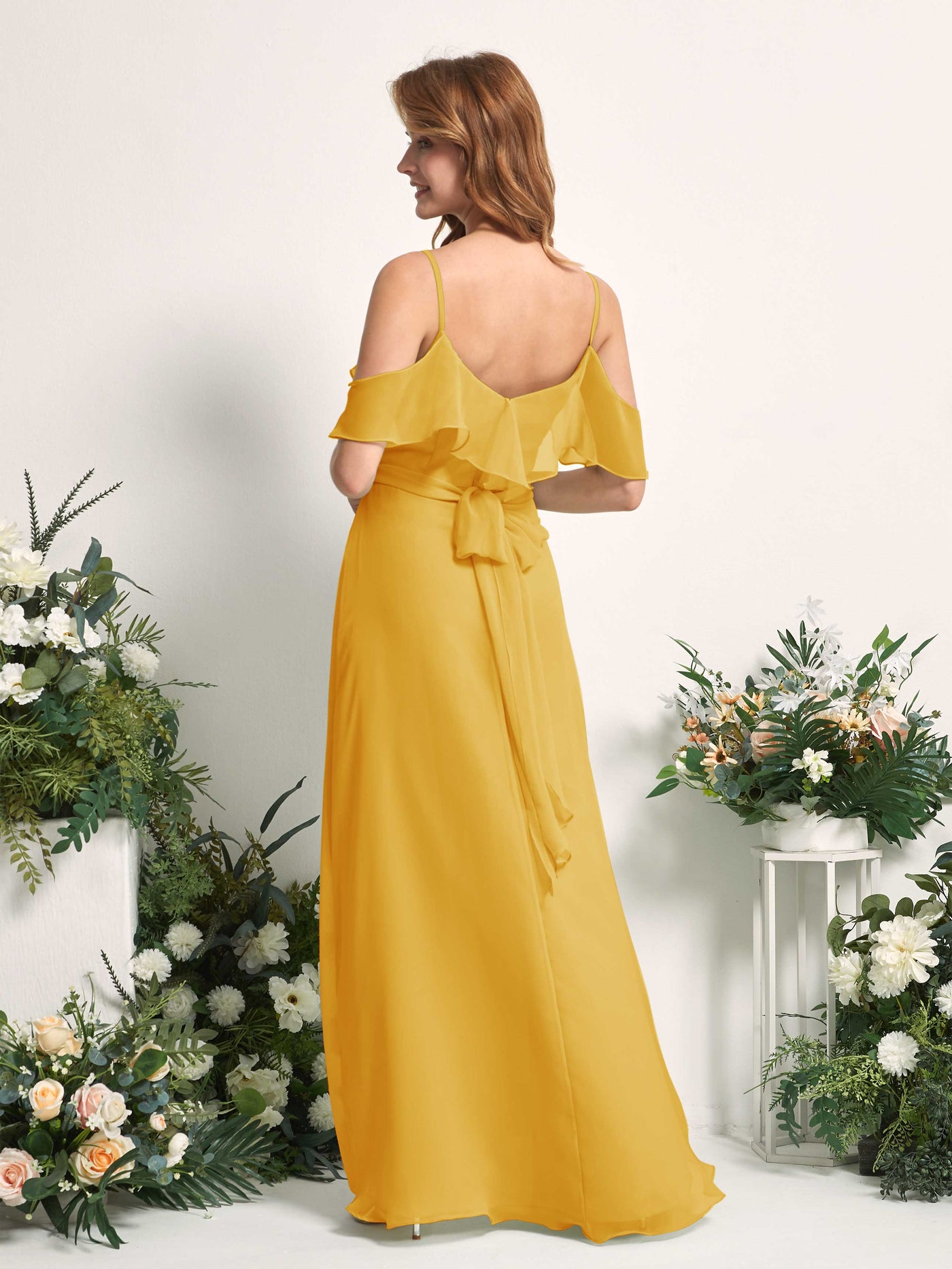 Carlyna Vestido Línea A Hombros Caídos Hasta el suelo Gasa Dama de honor Amarillo Mostaza #color_amarillo-mostaza