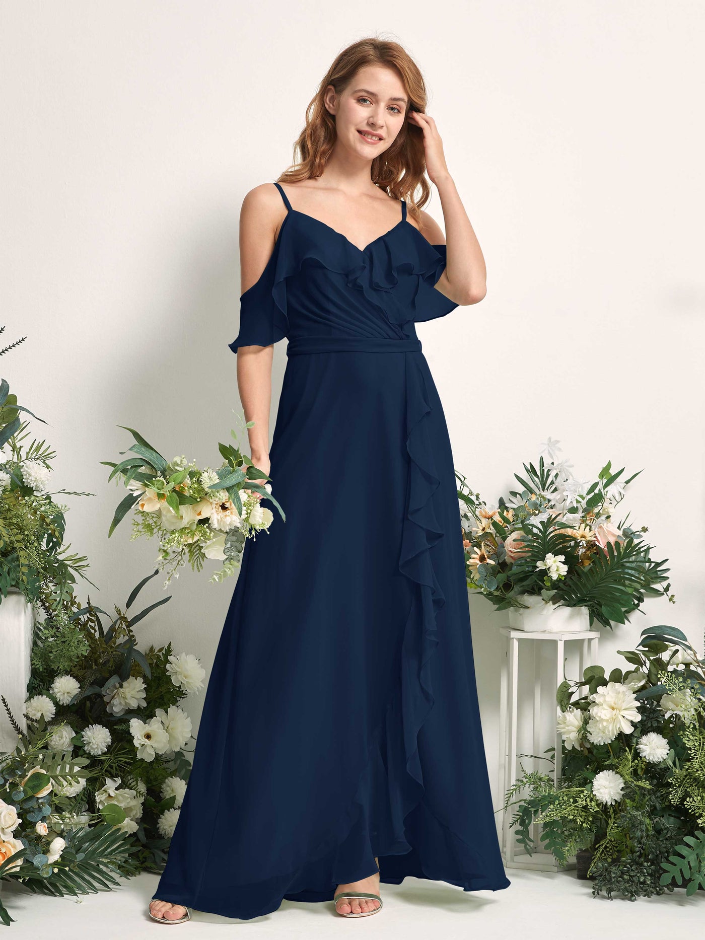 Carlyna Vestido Línea A Hombros Caídos Hasta el suelo Gasa Dama de honor Azul Marino #color_azul-marino