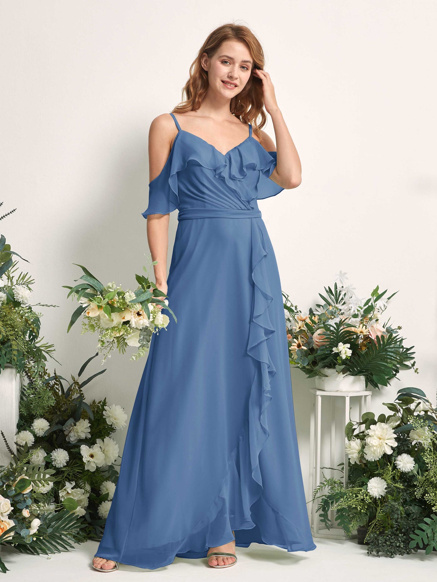 Carlyna Vestido Línea A Hombros Caídos Hasta el suelo Gasa Dama de honor Azul polvoriento #color_azul-polvoriento