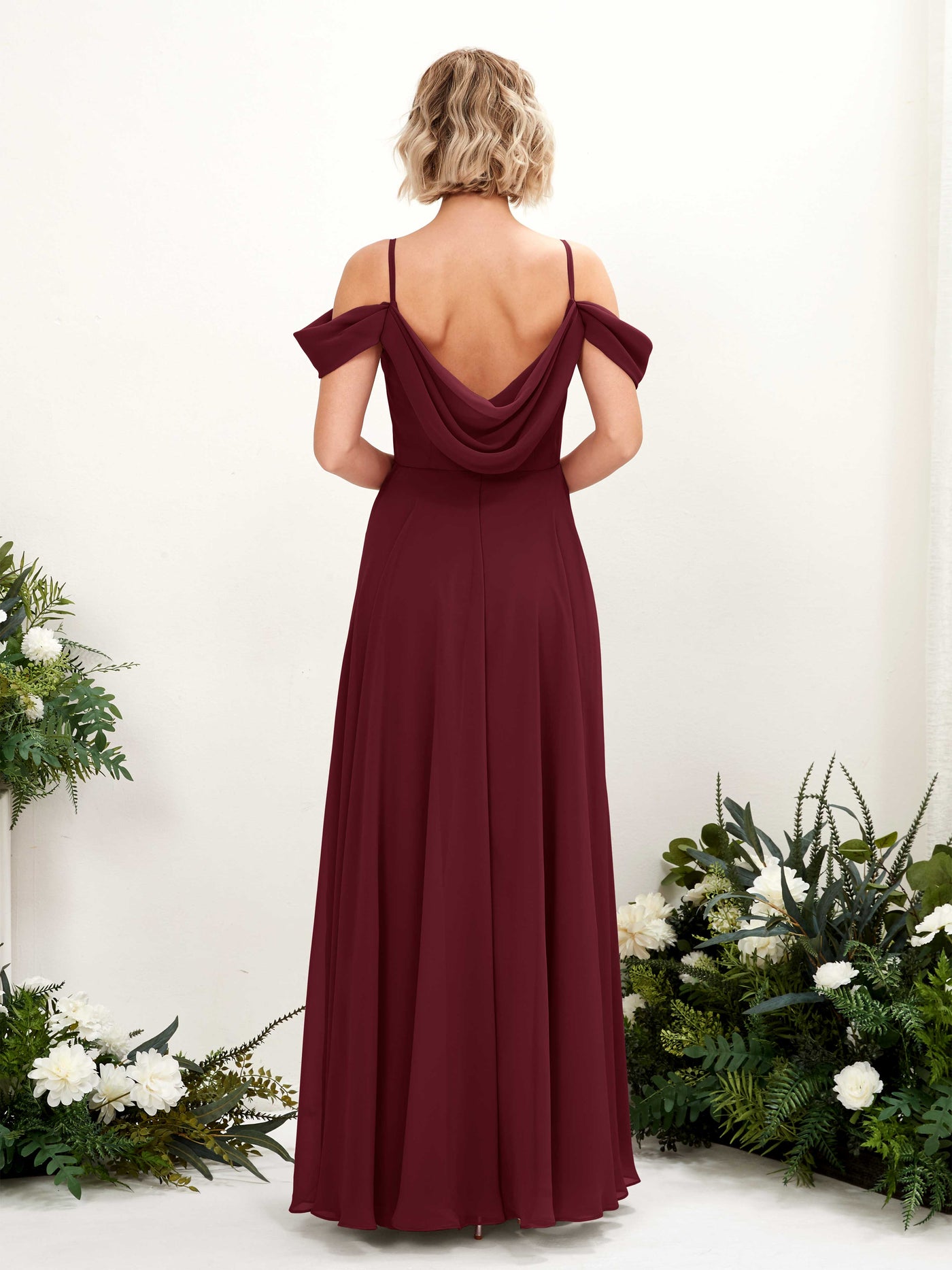 Carlyna Vestido Línea A Hombros caídos Hasta el suelo Gasa dama de honor Borgoña #color_borgo-a