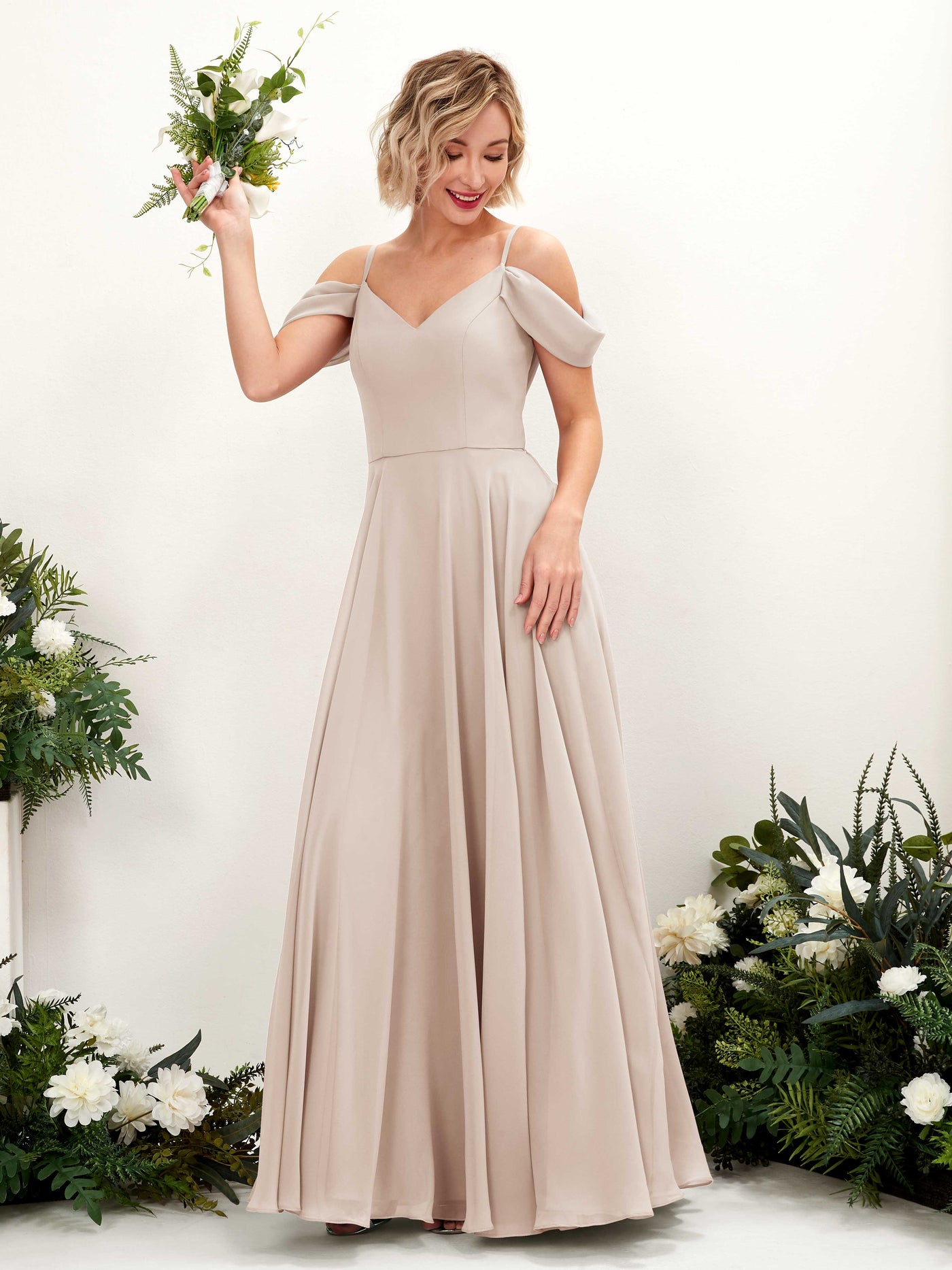 Carlyna Vestido Línea A Hombros caídos Hasta el suelo Gasa dama de honor Champán #color_champ-n