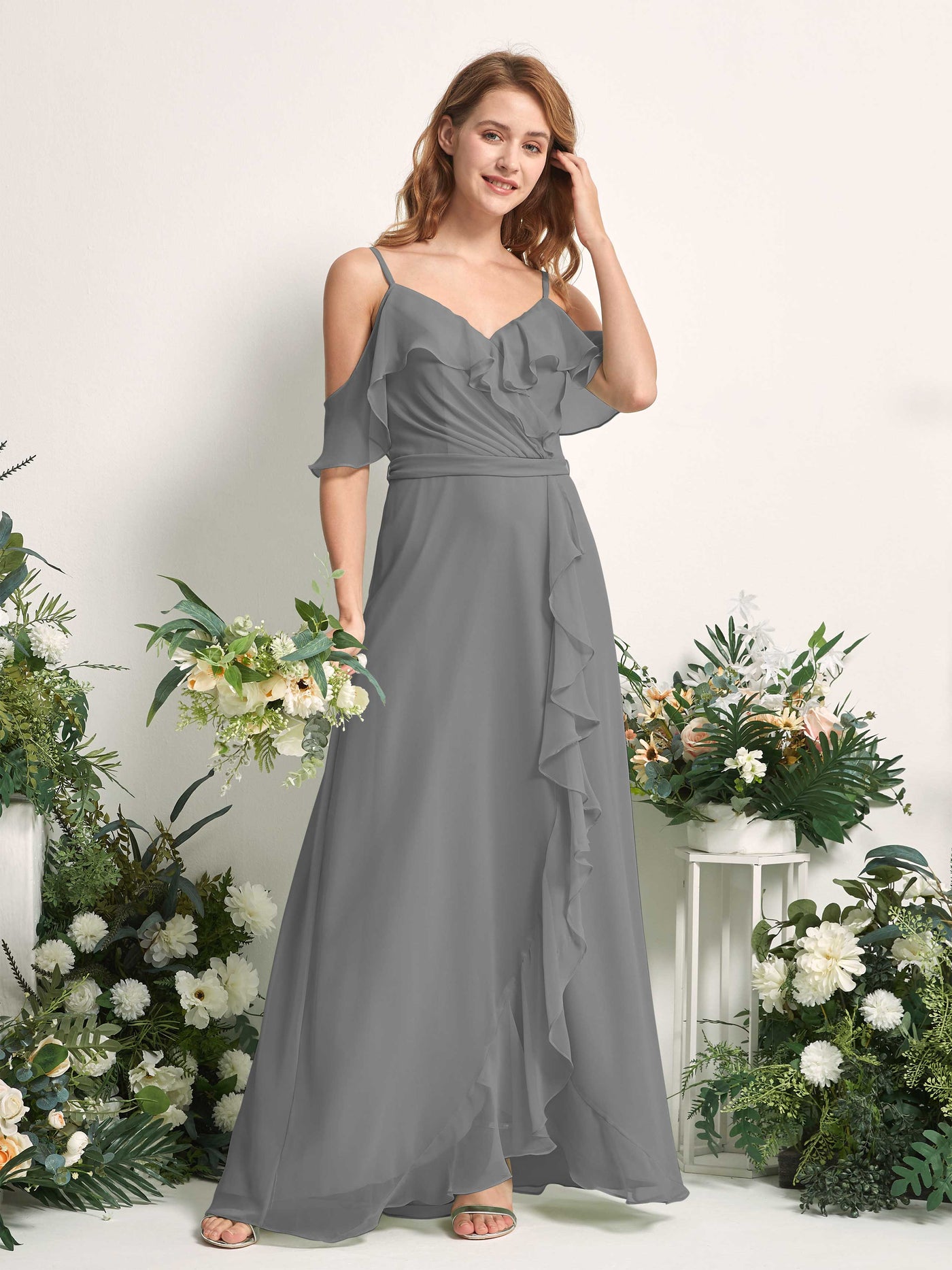 Carlyna Vestido Línea A Hombros Caídos Hasta el suelo Gasa Dama de honor Gris Acero #color_gris-acero