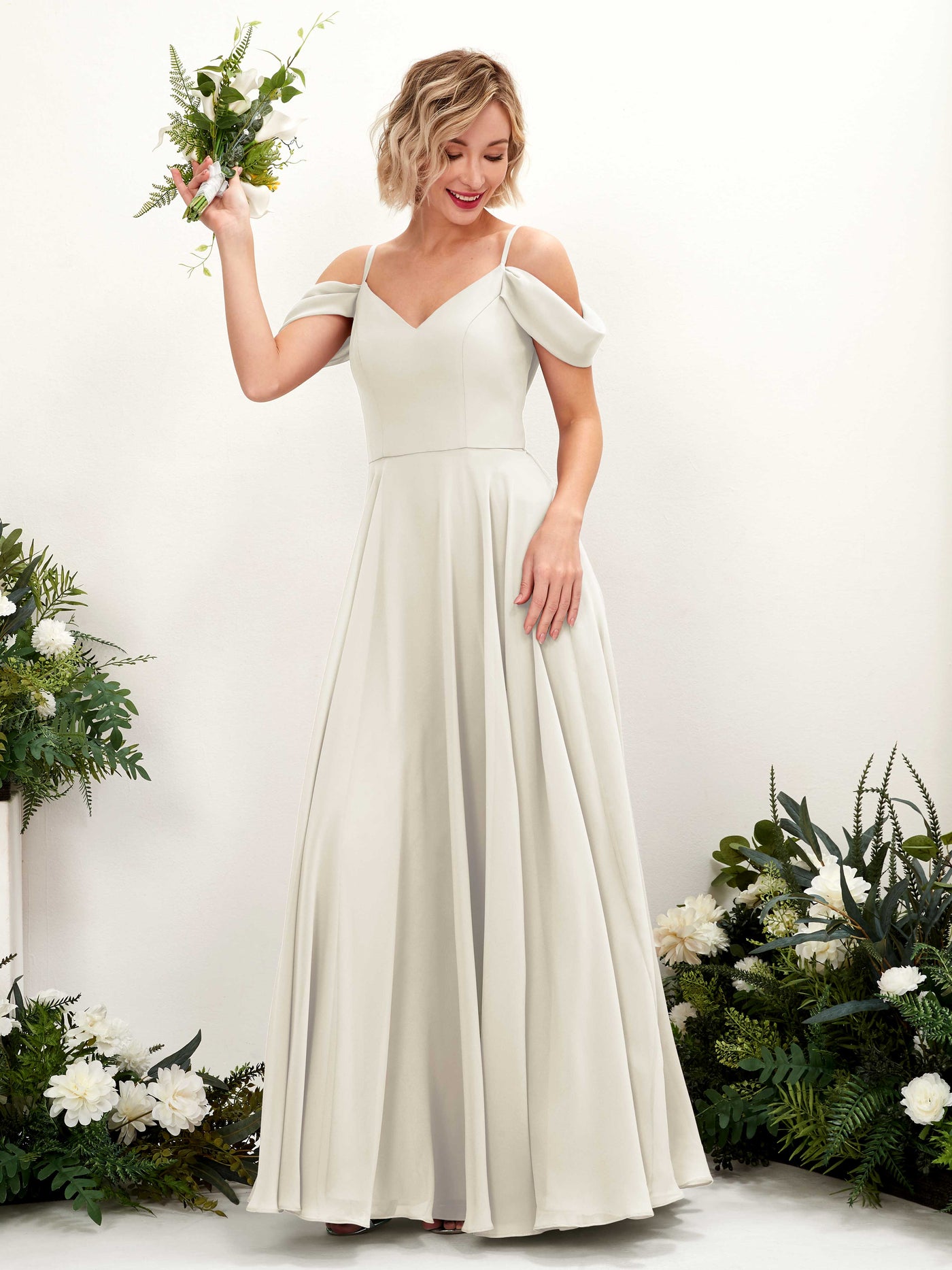 Carlyna Vestido Línea A Hombros caídos Hasta el suelo Gasa dama de honor Marfil #color_marfil