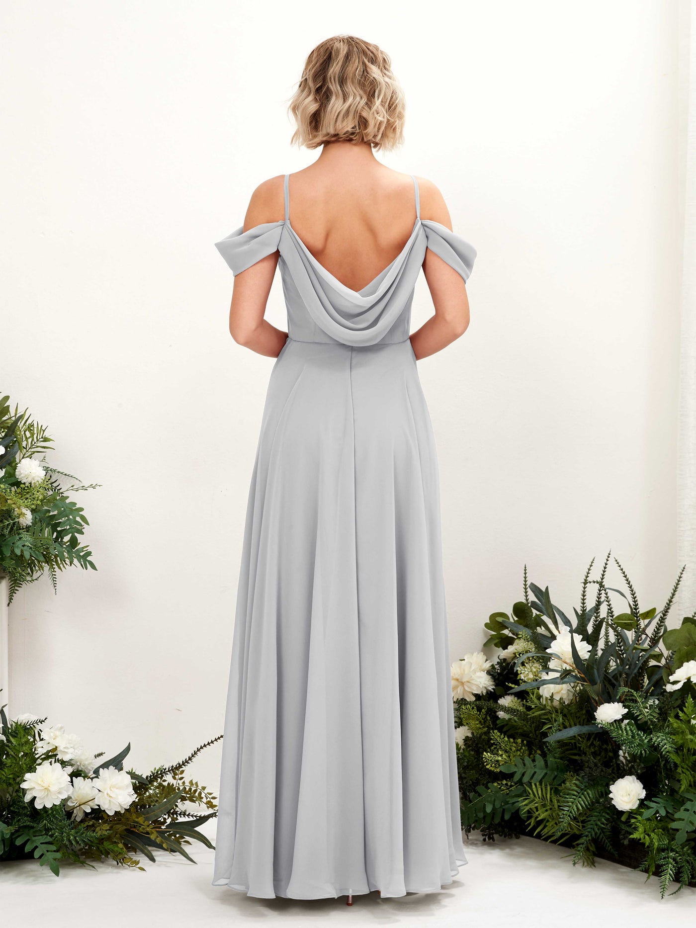 Carlyna Vestido Línea A Hombros caídos Hasta el suelo Gasa dama de honor Plata #color_plata