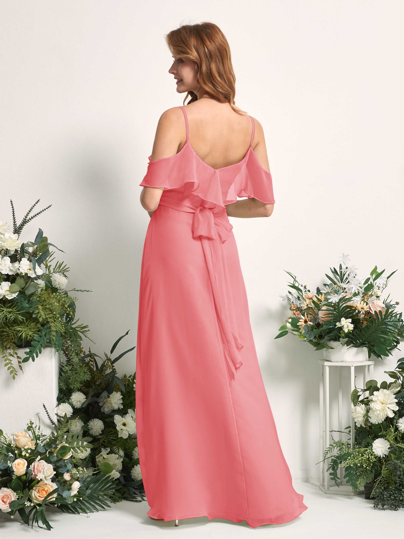 Carlyna Vestido Línea A Hombros Caídos Hasta el suelo Gasa Dama de honor Rosa Coral #color_rosa-coral