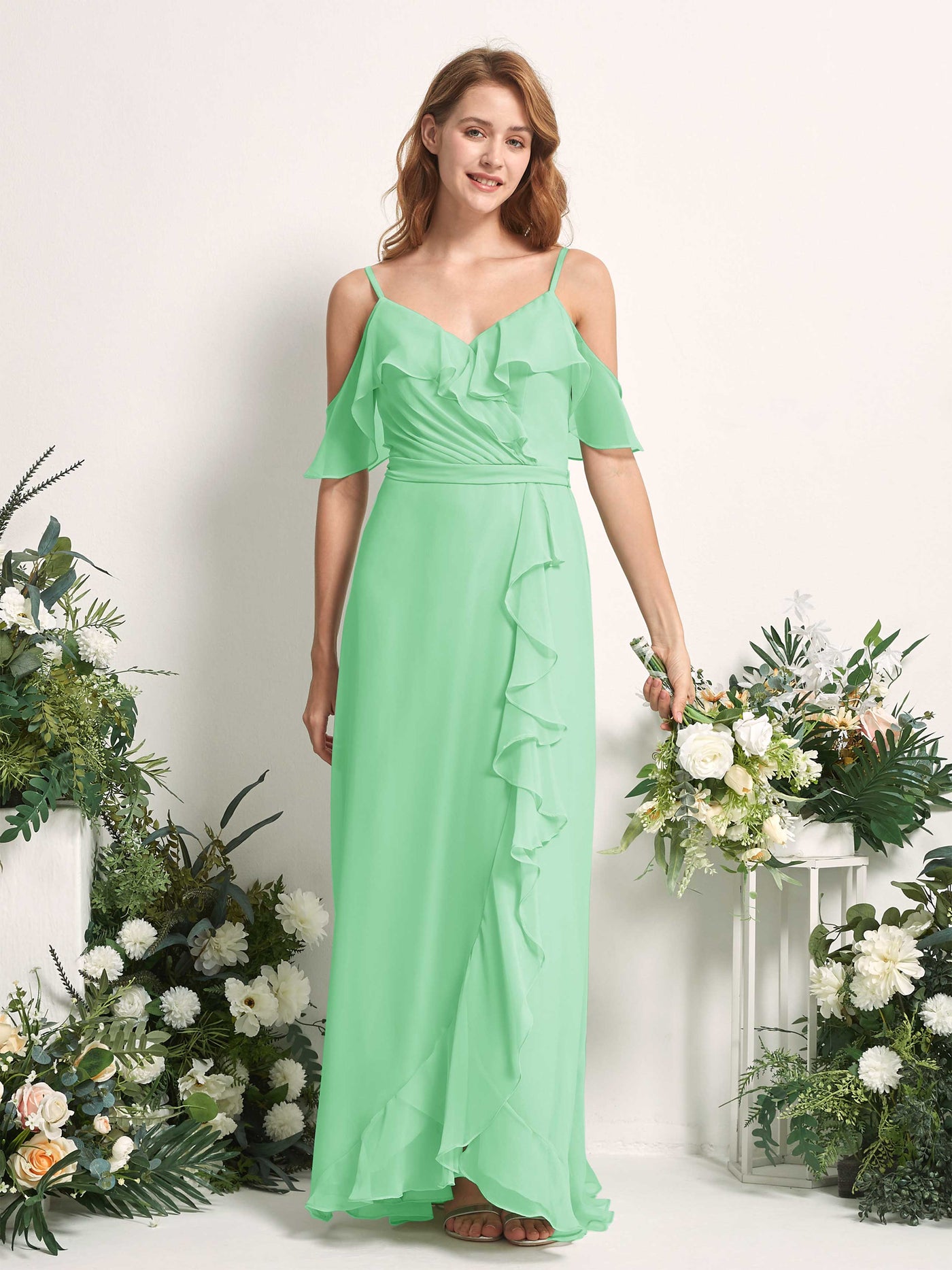 Carlyna Vestido Línea A Hombros Caídos Hasta el suelo Gasa Dama de honor Verde Menta #color_verde-menta