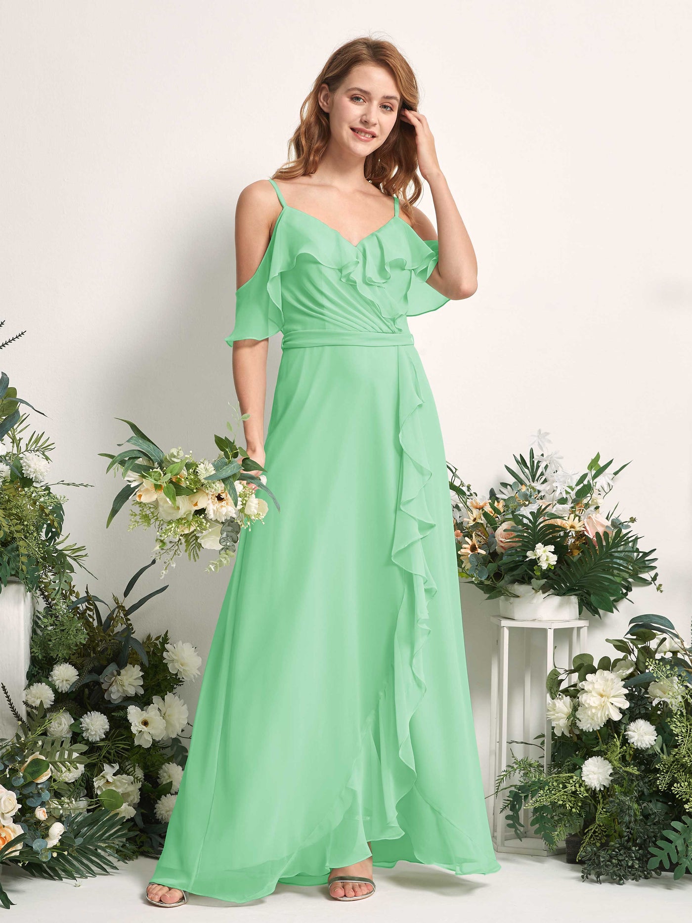 Carlyna Vestido Línea A Hombros Caídos Hasta el suelo Gasa Dama de honor Verde Menta #color_verde-menta