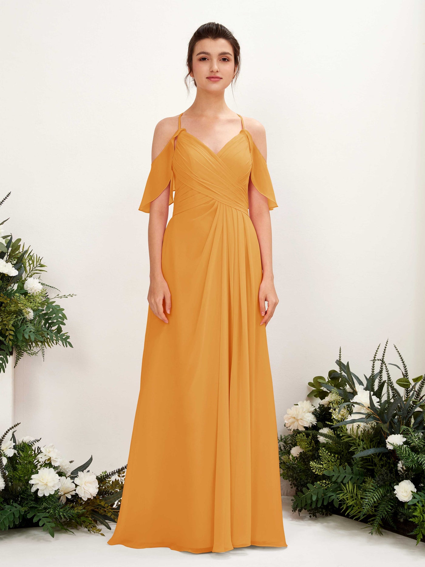 Carlyna Vestido Línea A Hombros Caídos Hasta el suelo Vestidos de dama de honor Mango #color_mango