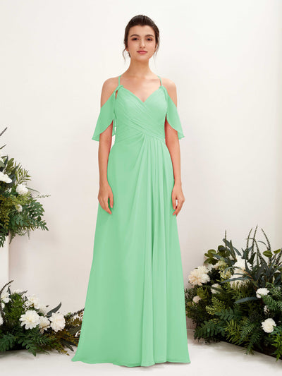 Carlyna Vestido Línea A Hombros Caídos Hasta el suelo Vestidos de dama de honor Verde Menta #color_verde-menta