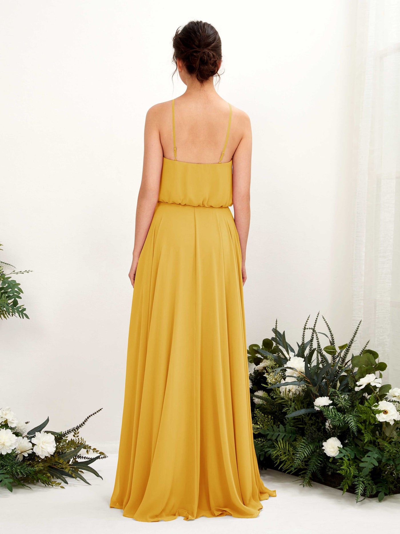 Carlyna Vestido línea A tirantes finos gasa hasta el suelo Amarillo Mostaza #color_amarillo-mostaza