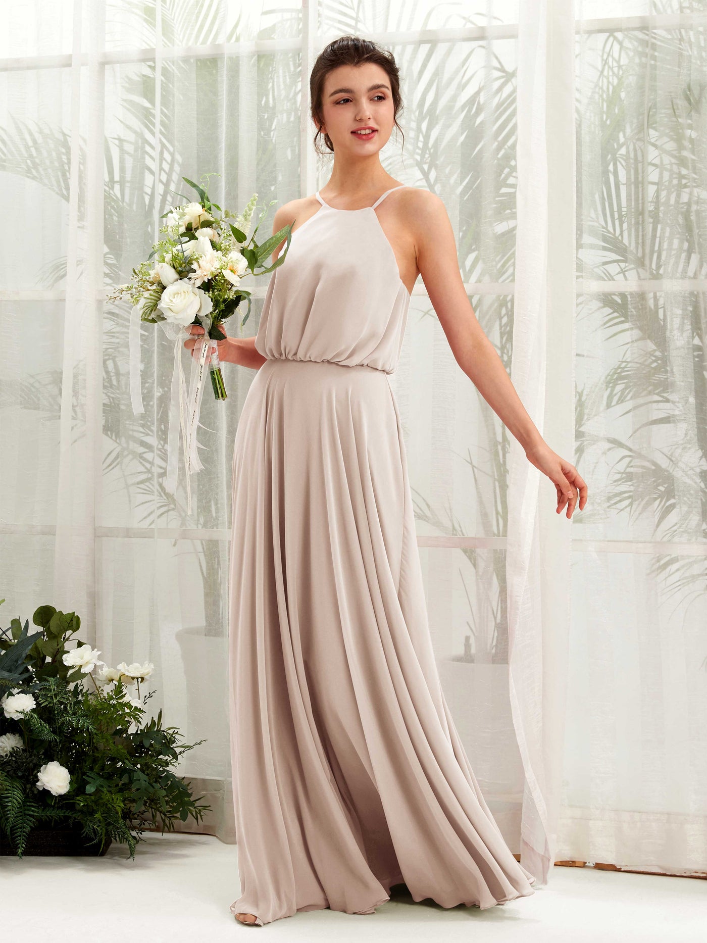 Carlyna Vestido línea A tirantes finos gasa hasta el suelo Champán #color_champ-n