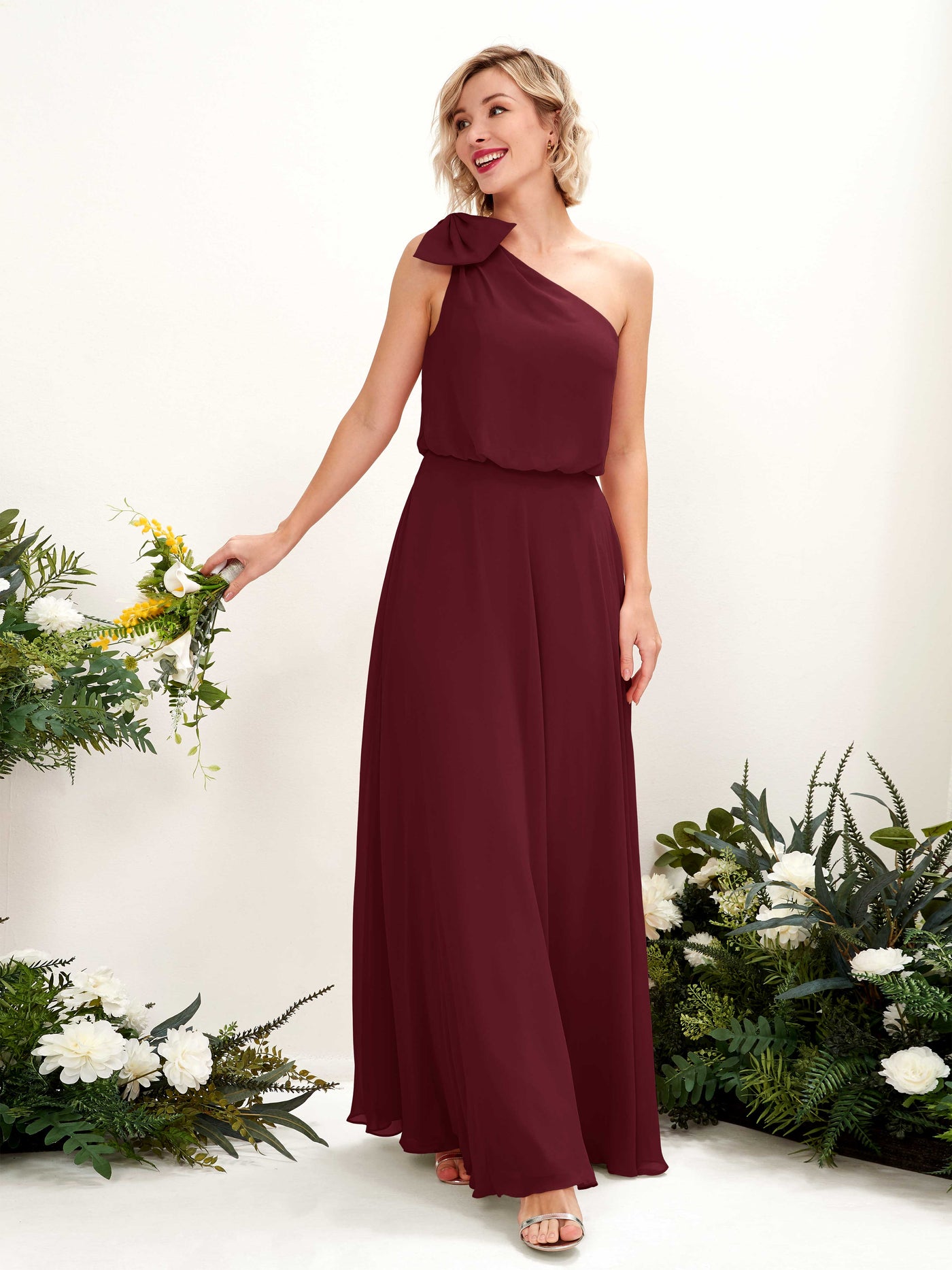 Carlyna Vestido línea A un hombre hasta el suelo dama de honor Borgoña #color_borgo-a