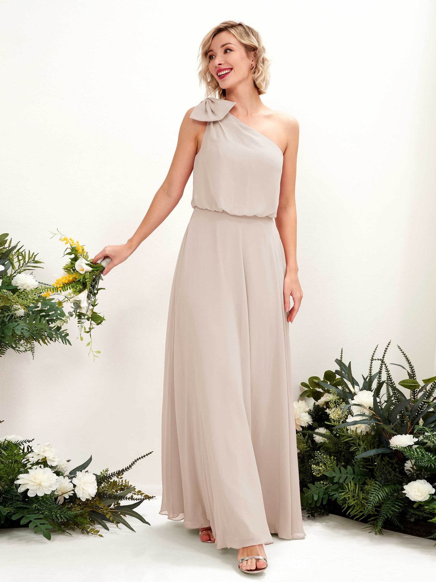Carlyna Vestido línea A un hombre hasta el suelo dama de honor Champán #color_champ-n