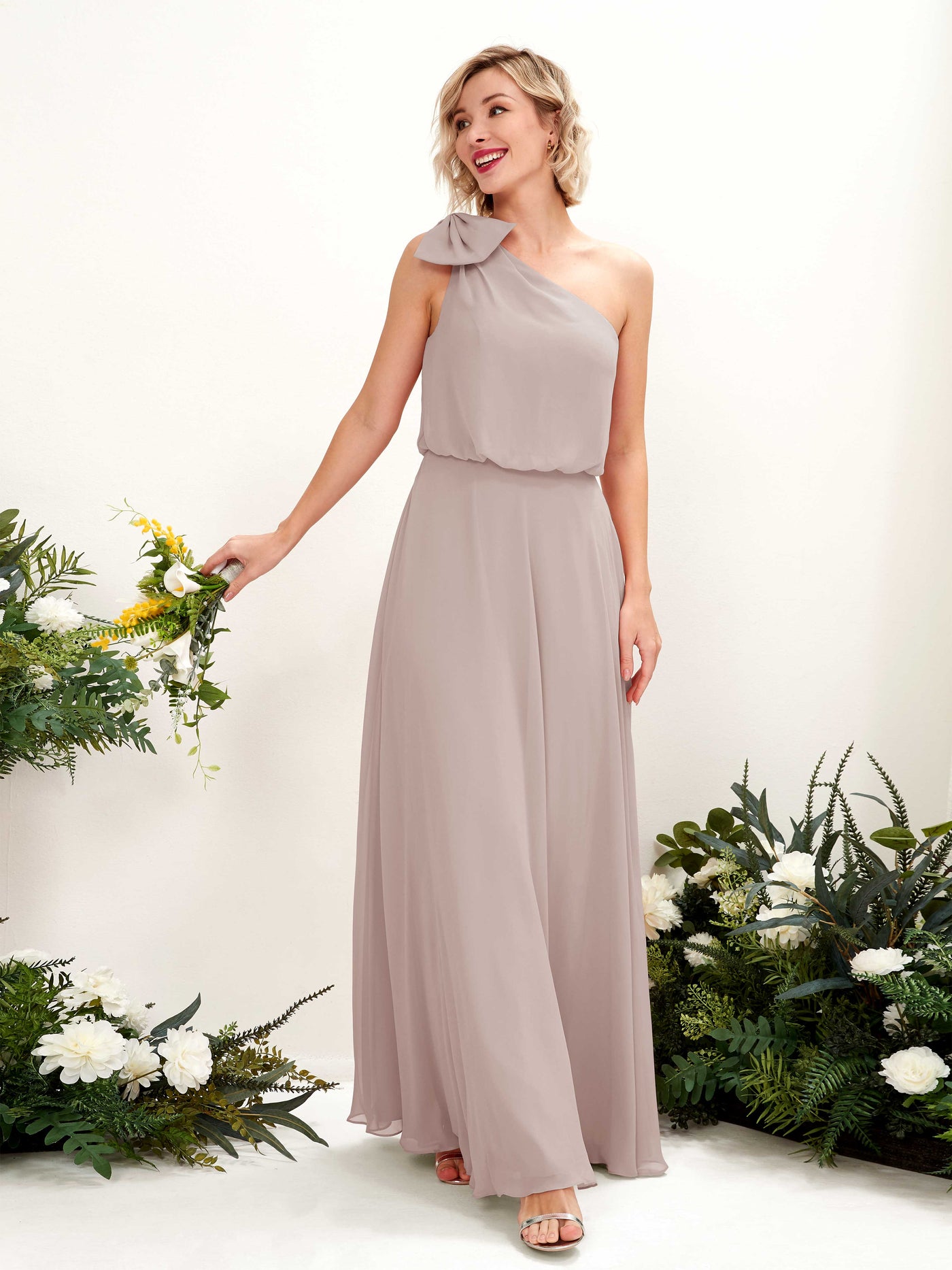Carlyna Vestido línea A un hombre hasta el suelo dama de honor Gris Pardo #color_gris-pardo