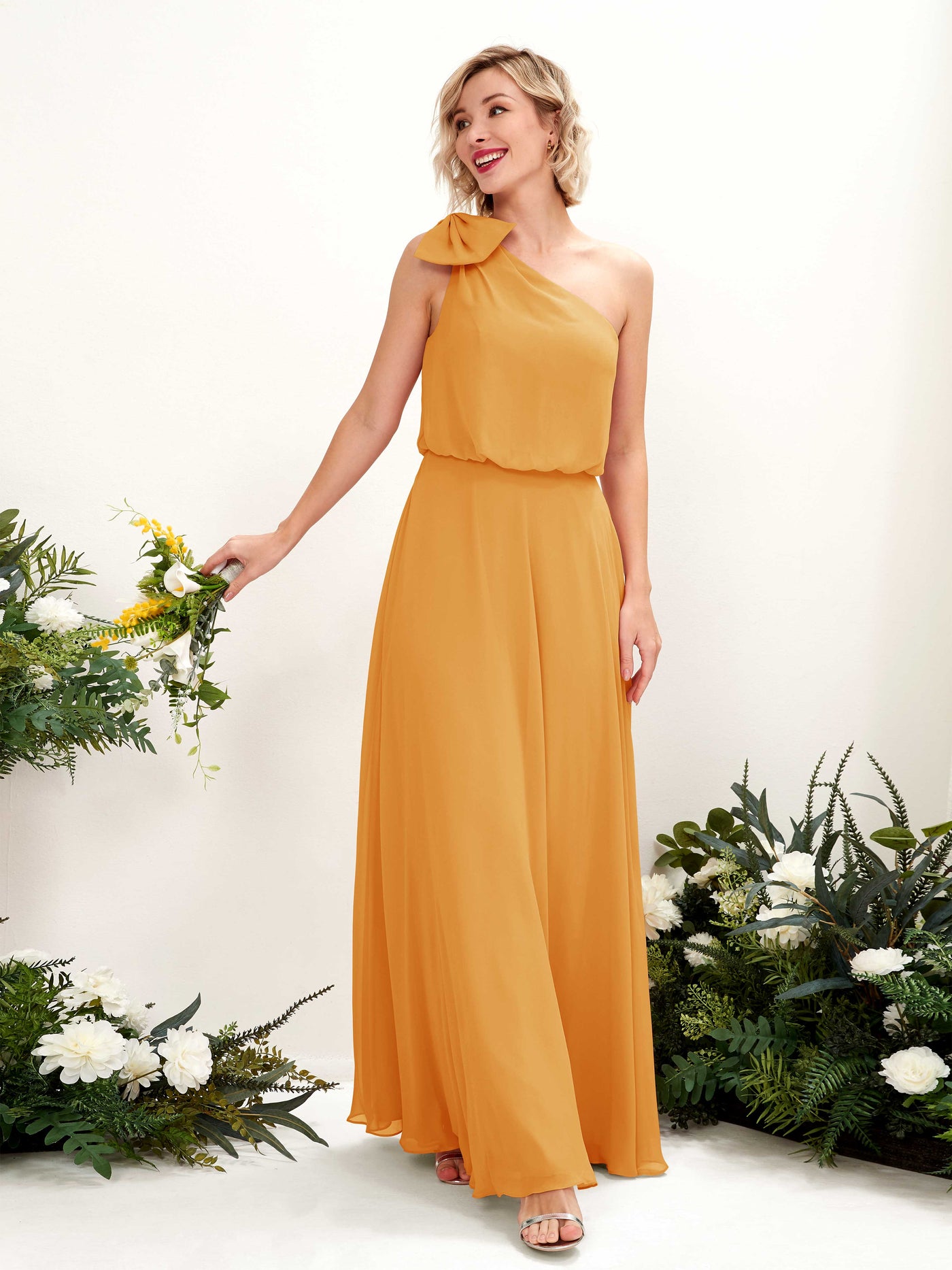 Carlyna Vestido línea A un hombre hasta el suelo dama de honor Mango #color_mango