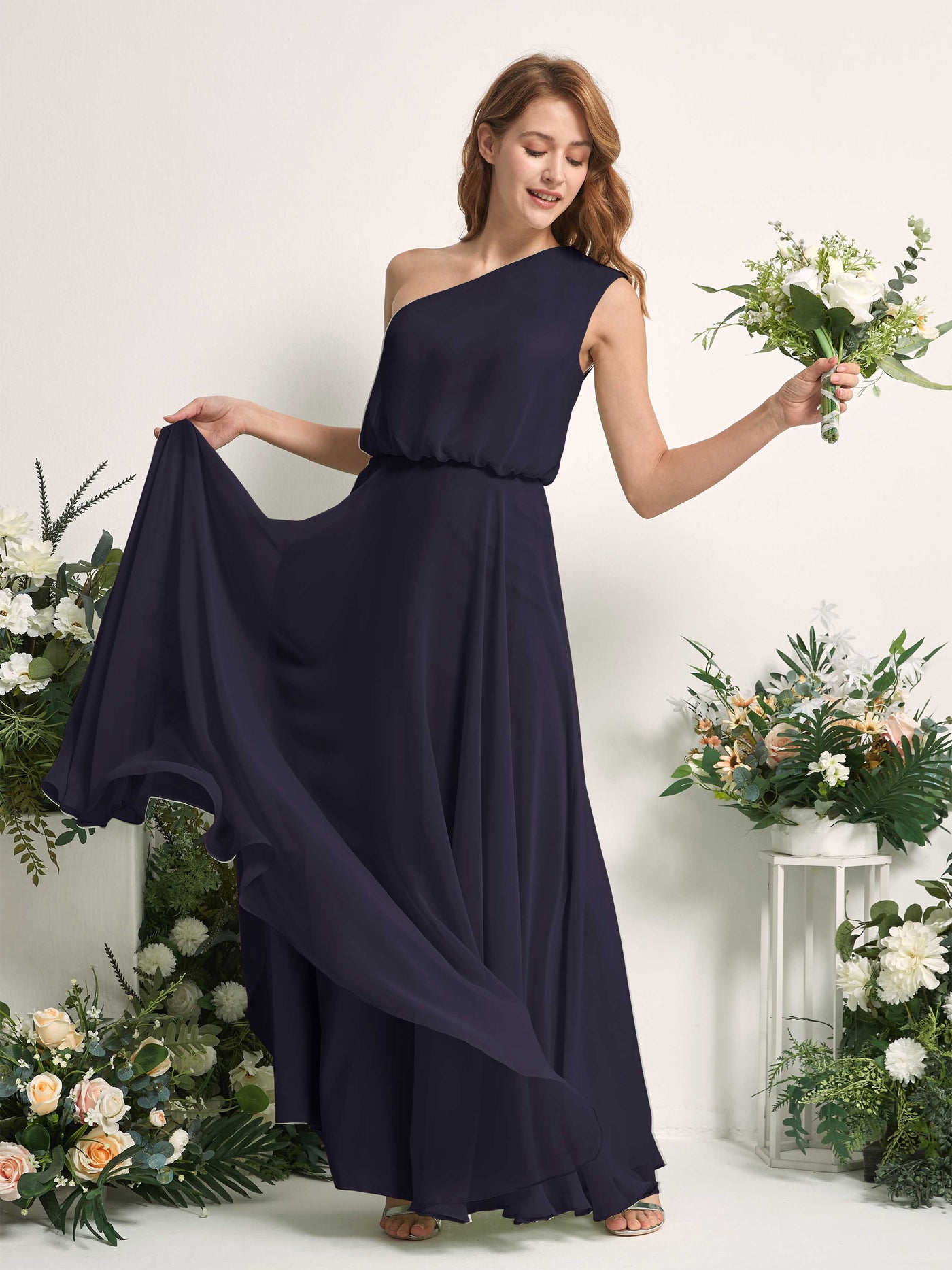 Carlyna Vestido Línea A Un Hombre Hasta el Suelo Vestidos de Dama de Honor Azul Marino Oscuro #color_azul-marino-oscuro