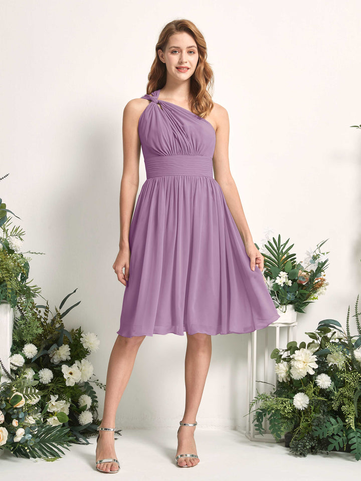 Carlyna Vestido Línea A un hombro hasta la rodilla fruncido de gasa dama de honor Niebla Orquídea 