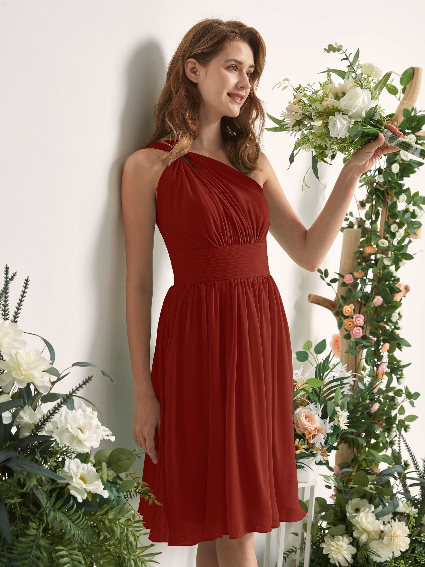 Carlyna Vestido Línea A un hombro hasta la rodilla fruncido de gasa dama de honor Óxido #color_xido