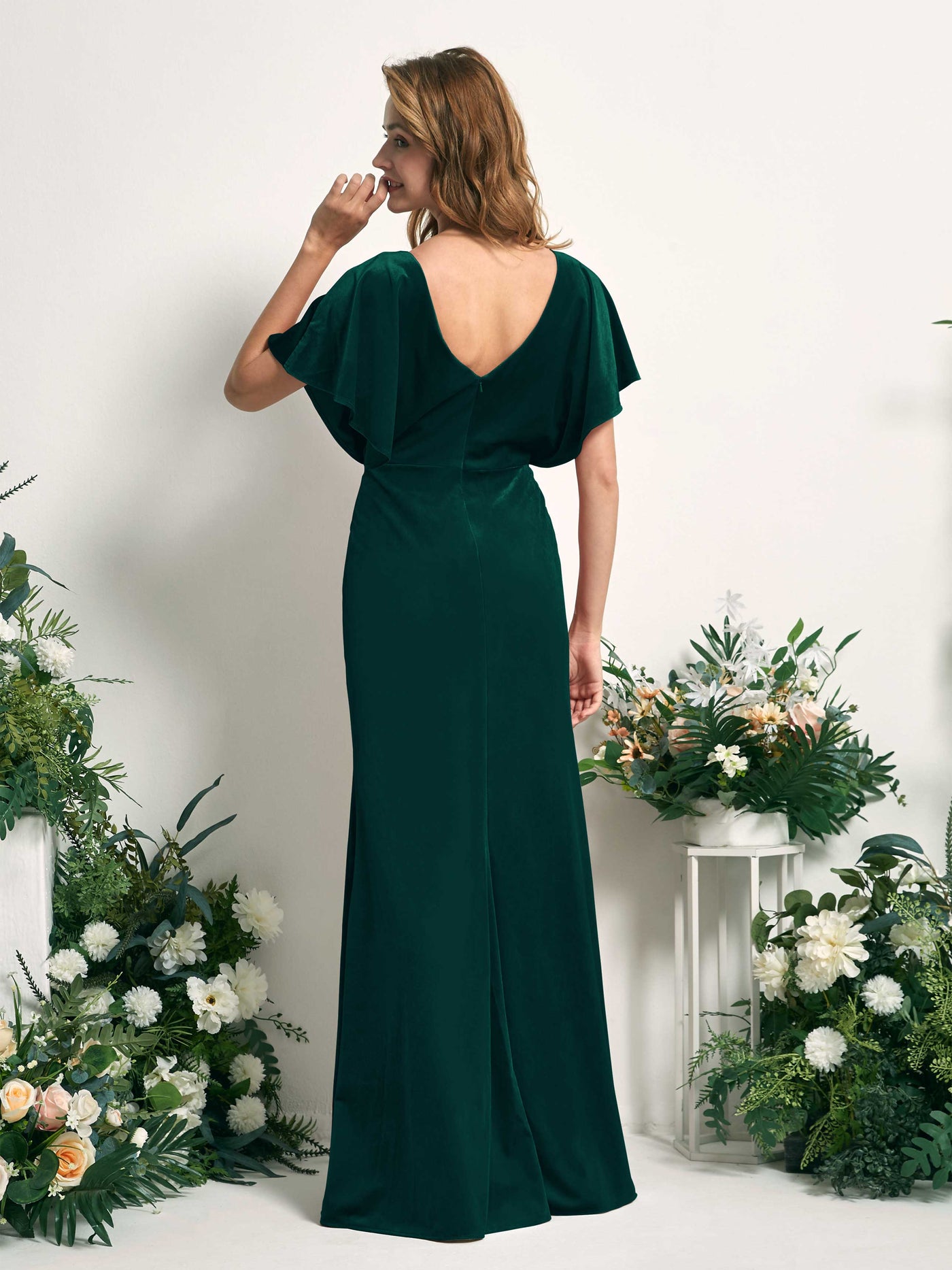 Carlyna Vestido sirena escote en V fruncido manga con vuelo terciopelo hasta el suelo Verde Militer #color_verde-militer