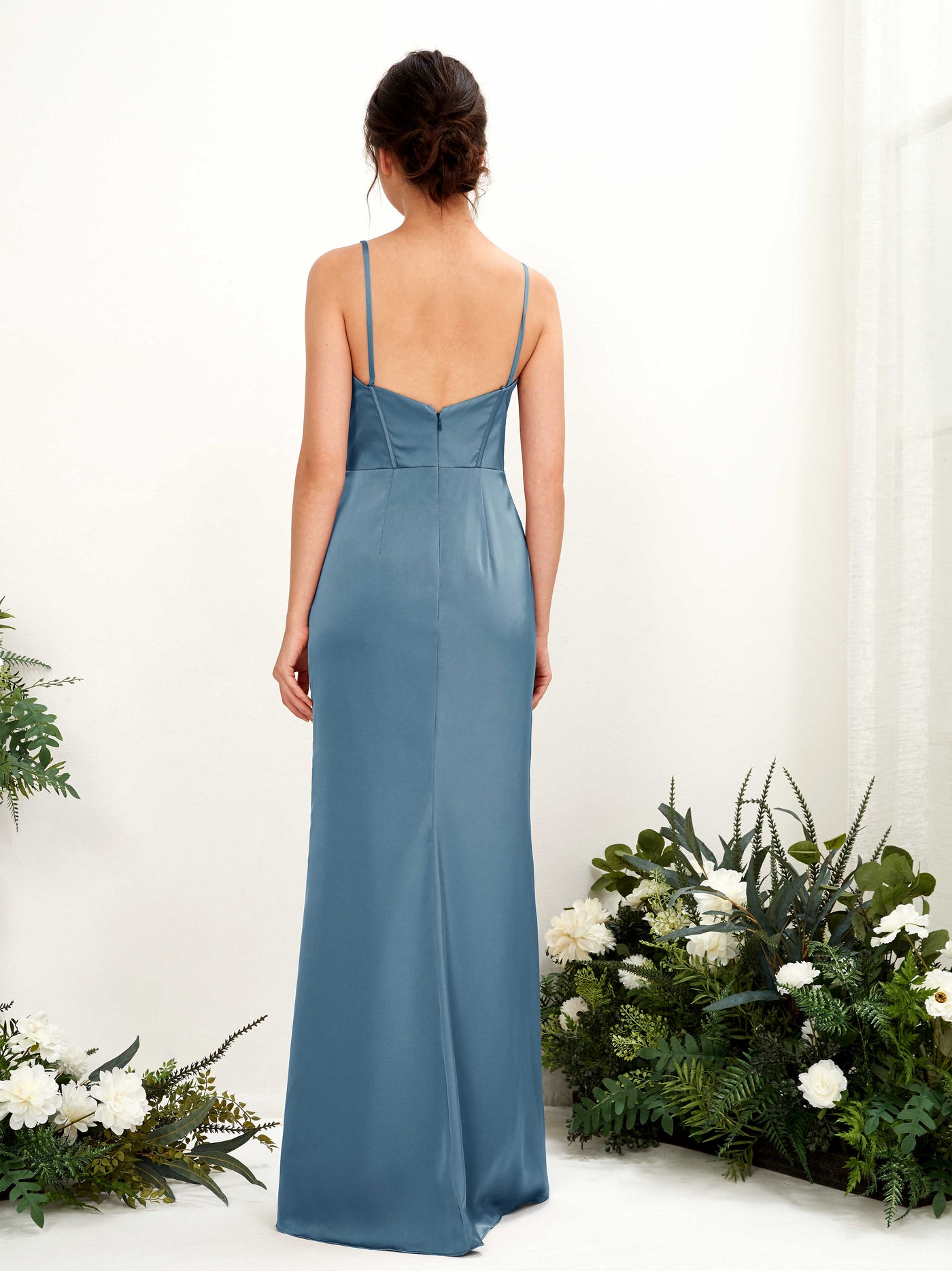 Carlyna Vestido tubo satén cuello corazón hasta el suelo dama de honor Azul Tinta #color_azul-tinta
