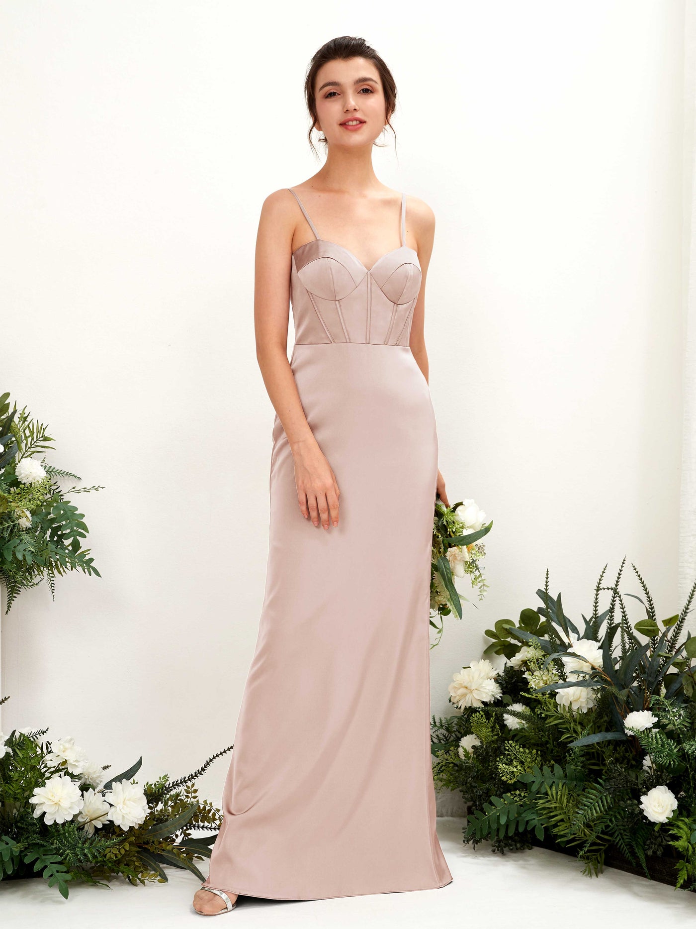 Carlyna Vestido tubo satén cuello corazón hasta el suelo dama de honor Rosa Perla #color_rosa-perla