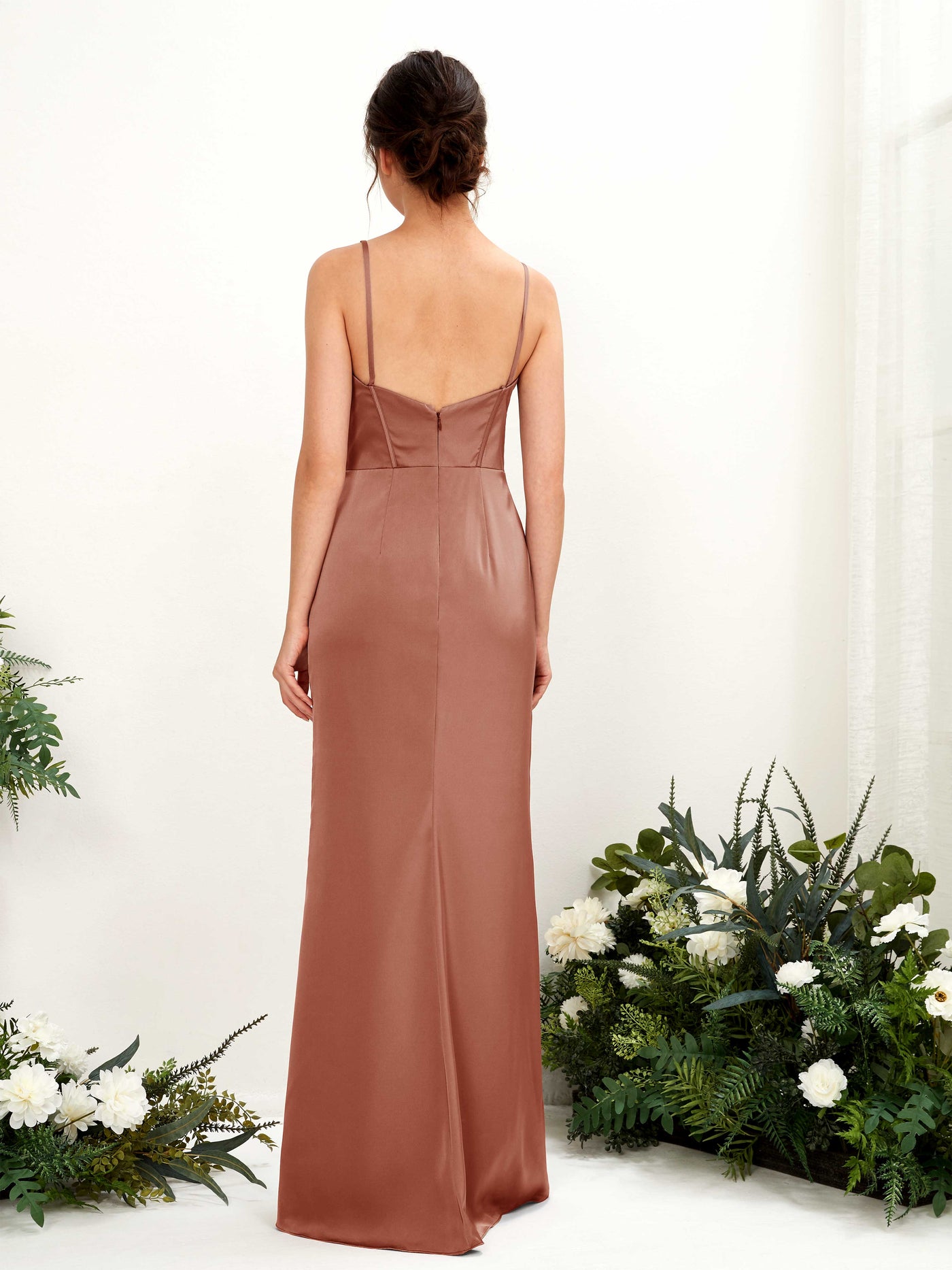 Carlyna Vestido tubo satén cuello corazón hasta el suelo dama de honor Siena Natural #color_siena-natural