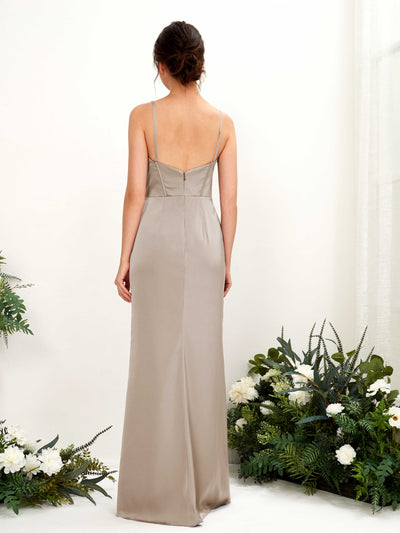 Carlyna Vestido tubo satén cuello corazón hasta el suelo dama de honor Taupe #color_taupe